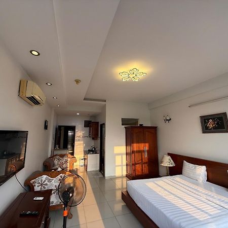 Hoa Phat Hotel & Apartment Hô Chi Minh-Ville Extérieur photo