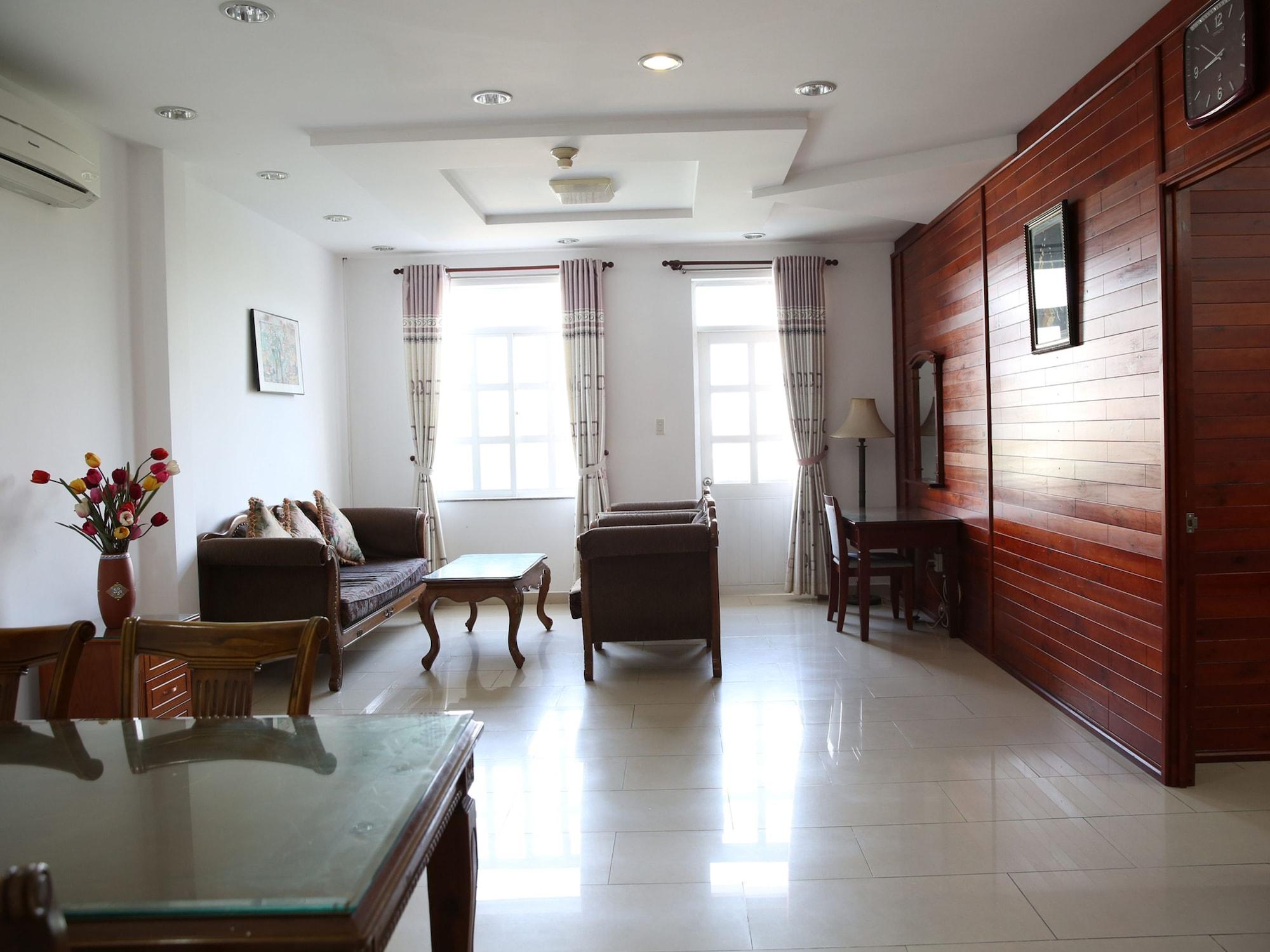 Hoa Phat Hotel & Apartment Hô Chi Minh-Ville Extérieur photo