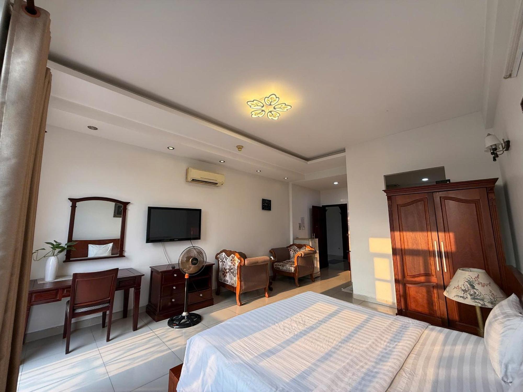 Hoa Phat Hotel & Apartment Hô Chi Minh-Ville Extérieur photo