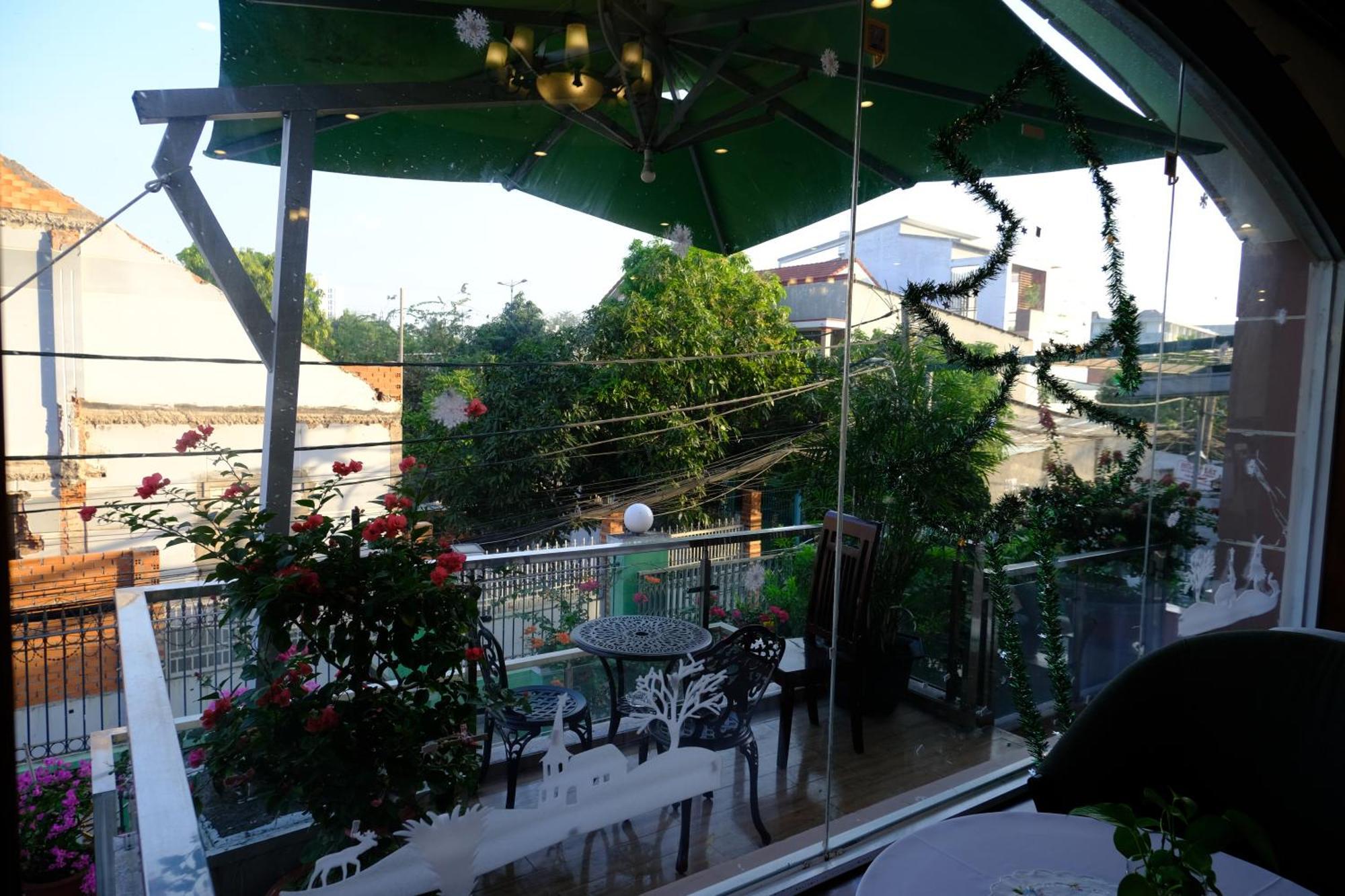 Hoa Phat Hotel & Apartment Hô Chi Minh-Ville Extérieur photo