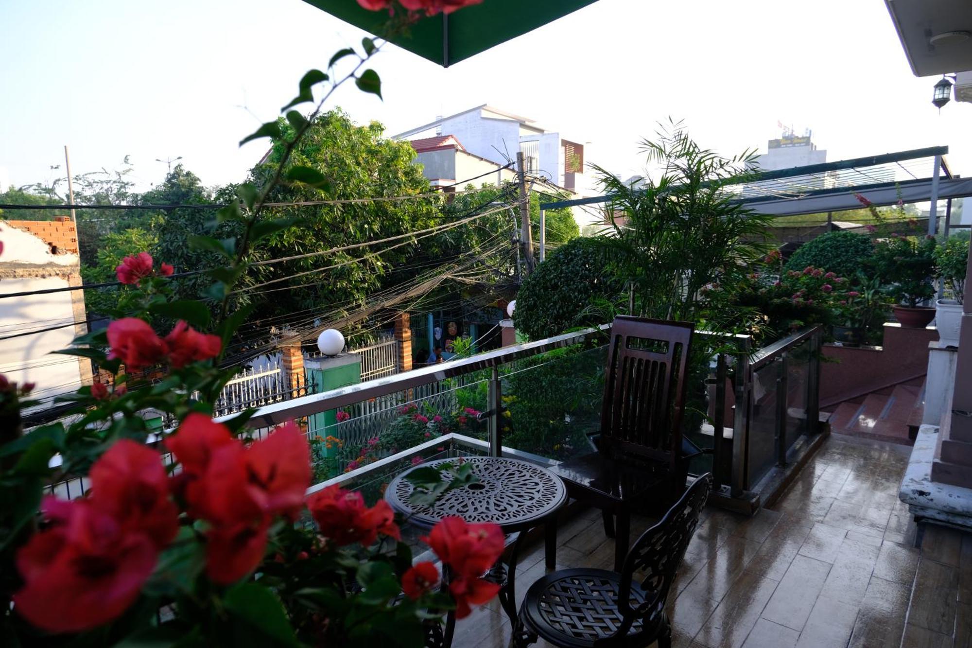 Hoa Phat Hotel & Apartment Hô Chi Minh-Ville Extérieur photo