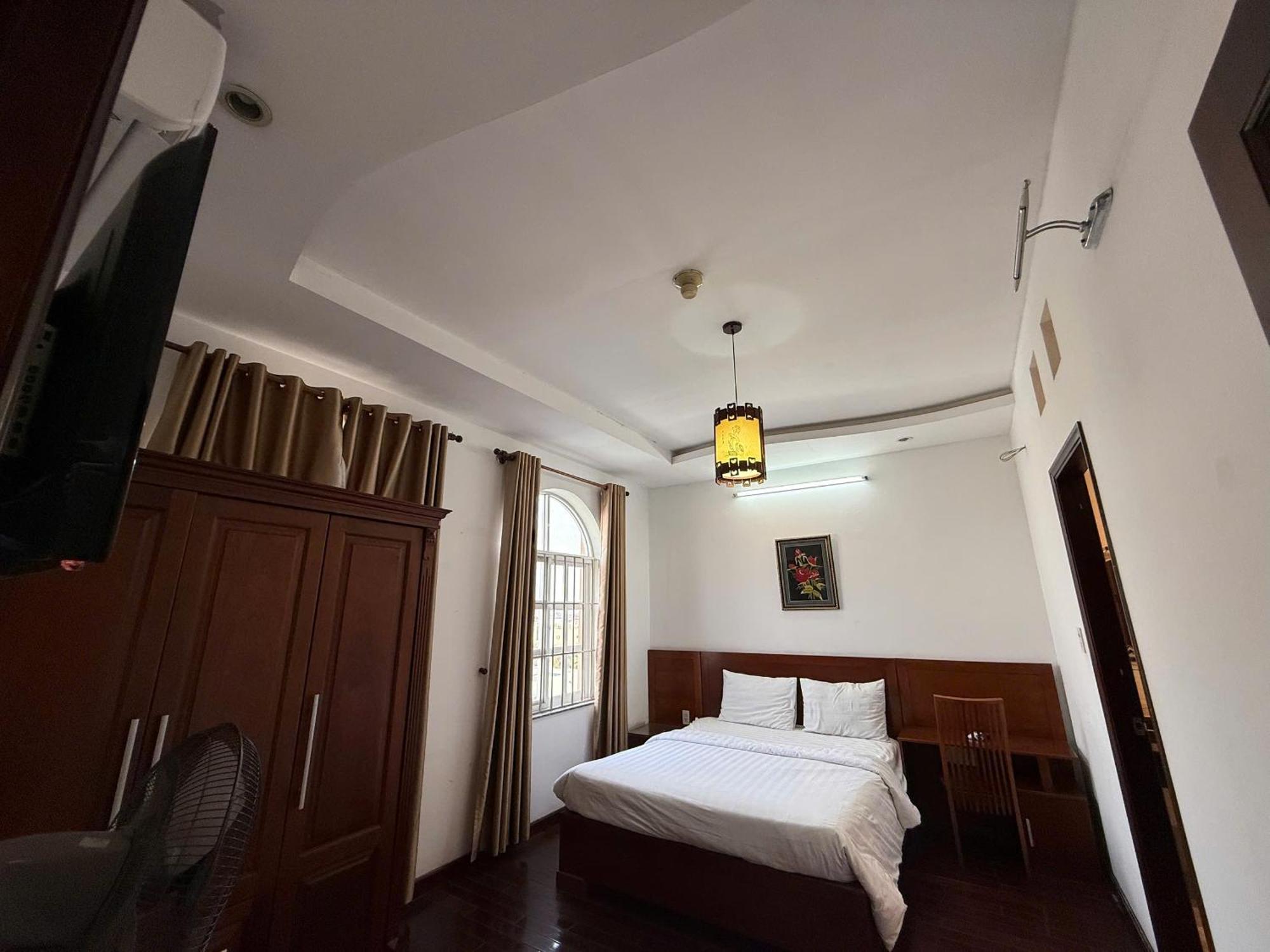 Hoa Phat Hotel & Apartment Hô Chi Minh-Ville Extérieur photo