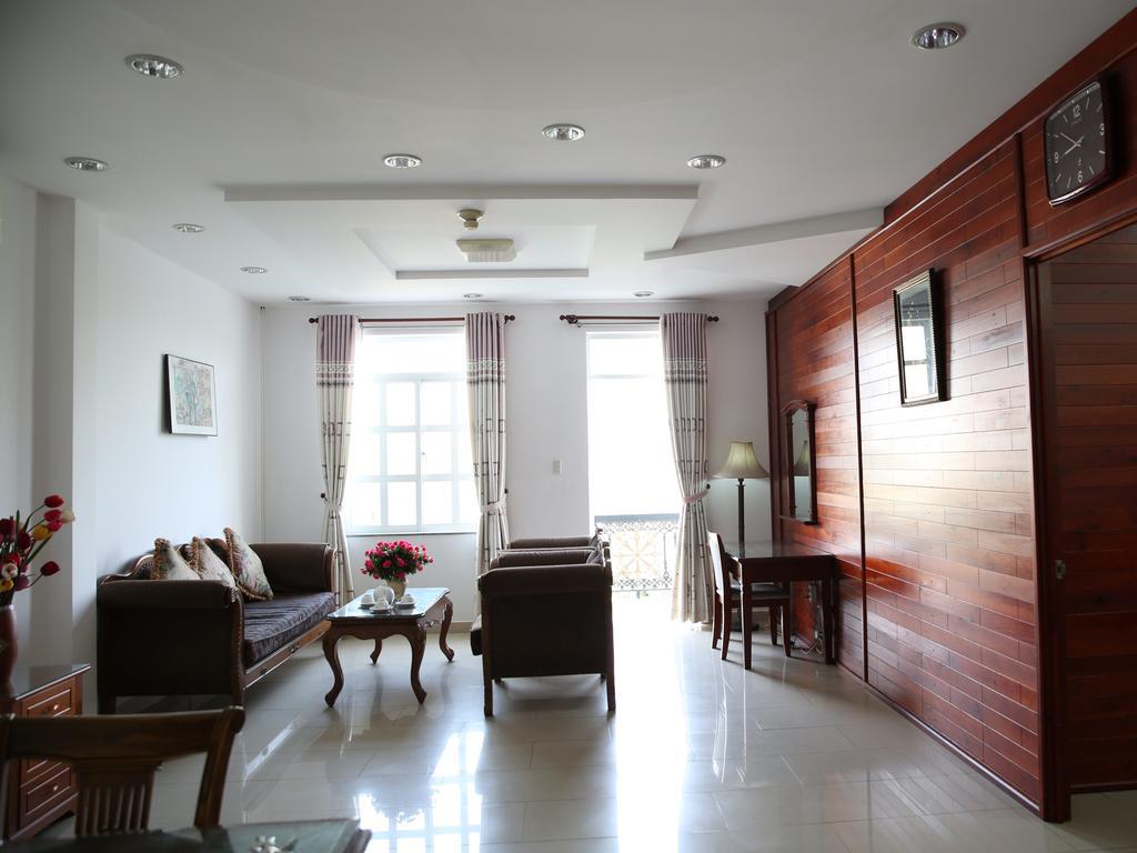 Hoa Phat Hotel & Apartment Hô Chi Minh-Ville Extérieur photo