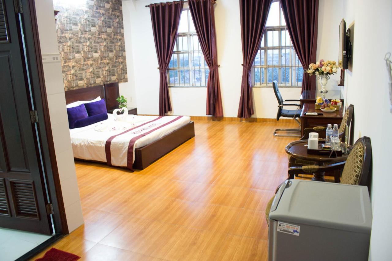 Hoa Phat Hotel & Apartment Hô Chi Minh-Ville Extérieur photo